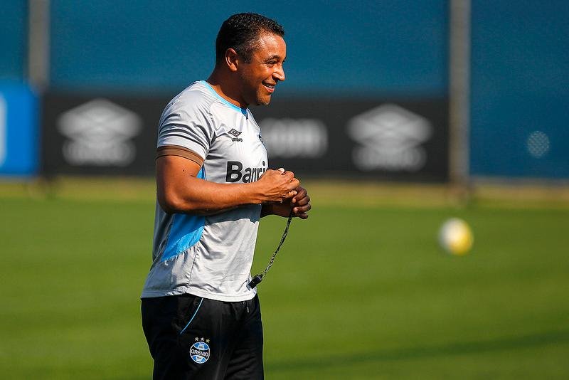 Roger disse que estrat&eacute;gia depende do jeito que o Atl&eacute;tico-MG vai jogar