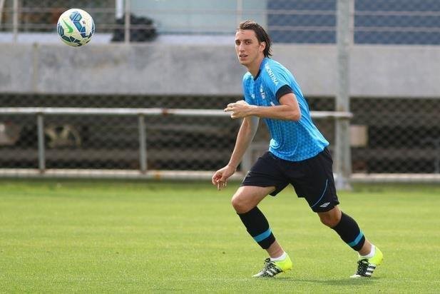 Zagueiro Geromel &eacute; convocado para a Sele&ccedil;&atilde;o Brasileira
