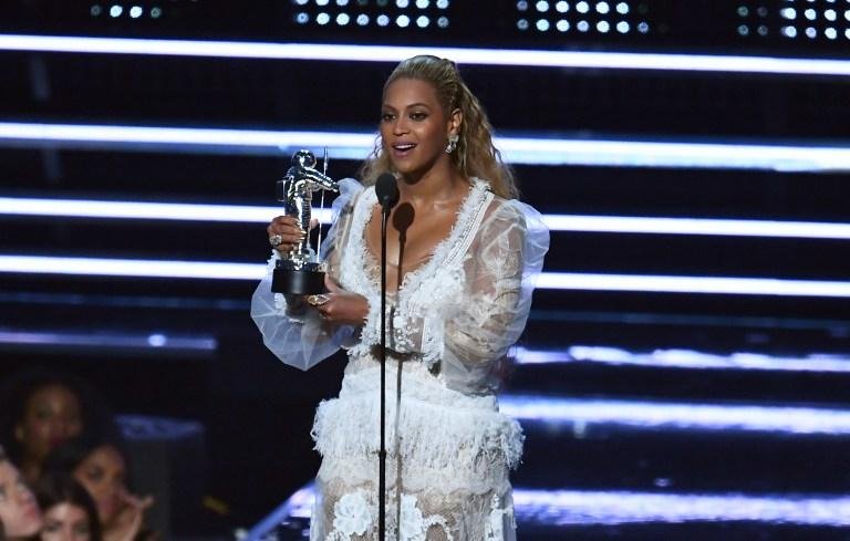 Beyonc&eacute; domina premia&ccedil;&atilde;o da MTV