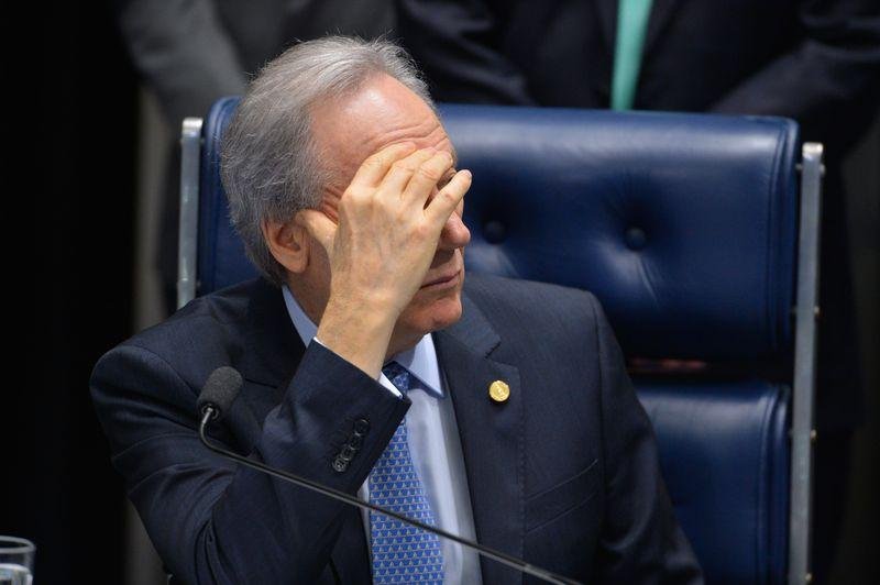 Interrogat&oacute;rio de Dilma deve ser encerrado &agrave;s 23h, prev&ecirc; Lewandowski
