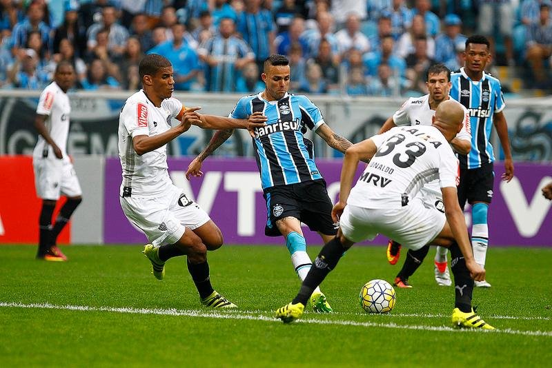Tricolor jogar&aacute; &agrave;s 16h de domingo, ao inv&eacute;s de &agrave;s 18h30min
