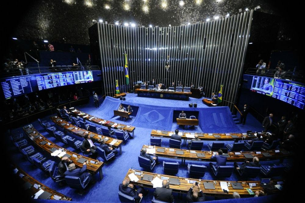 Lewandowski projetou que sess&atilde;o se estenda at&eacute; as 3h, com retomada do julgamento &agrave;s 11h de quarta