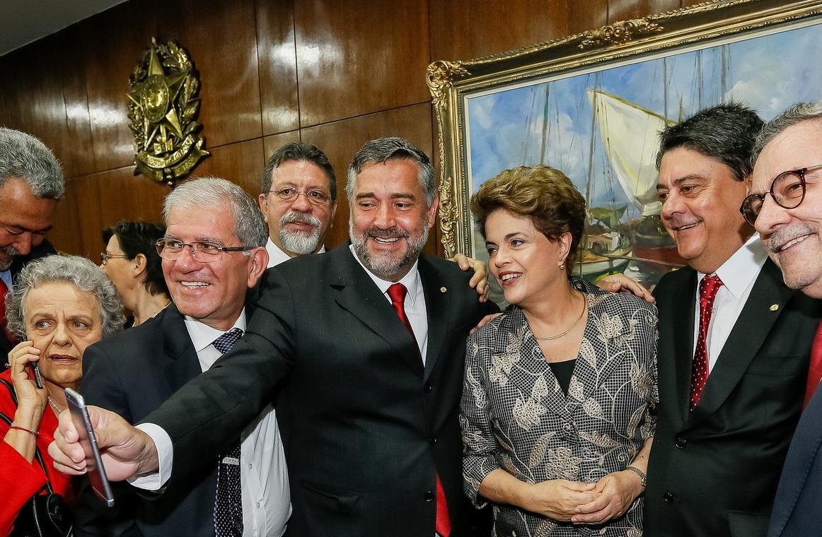 Presidente deve apontar rumos para o futuro ap&oacute;s processo do impeachment