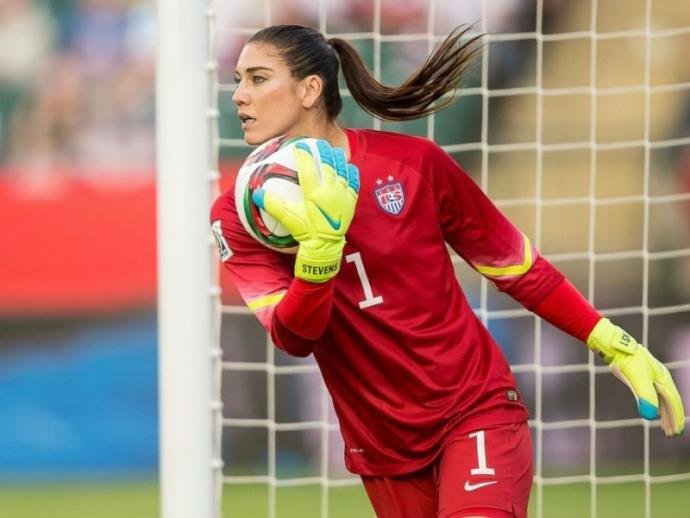 Hope Solo anunciou a decis&atilde;o por uma rede social