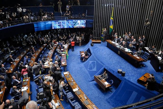 Fatiamento do processo de Dilma pode sofrer rev&eacute;s