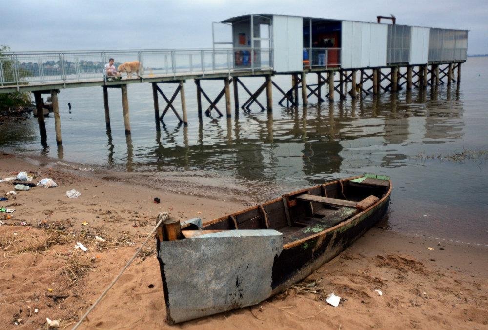 Pescadores foram encontrados mortos pr&oacute;ximo a avenida Di&aacute;rio de Not&iacute;cias ap&oacute;s barco virar no Gua&iacute;ba