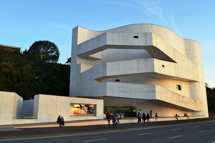 Novo hor&aacute;rio de funcionamento da institui&ccedil;&atilde;o come&ccedil;a nesta sexta
