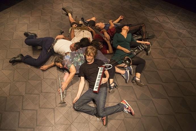 Pe&ccedil;a "N&oacute;s" &eacute; um destaques nacionais do circuito teatral