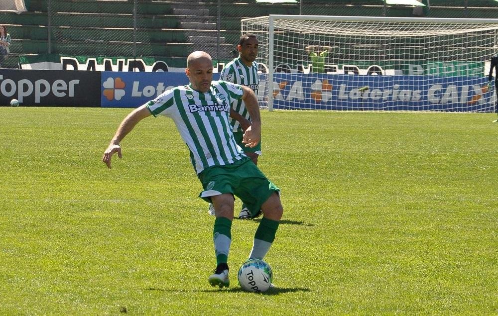 Juventude leva goleada do Tombense e se complica na S&eacute;rie C