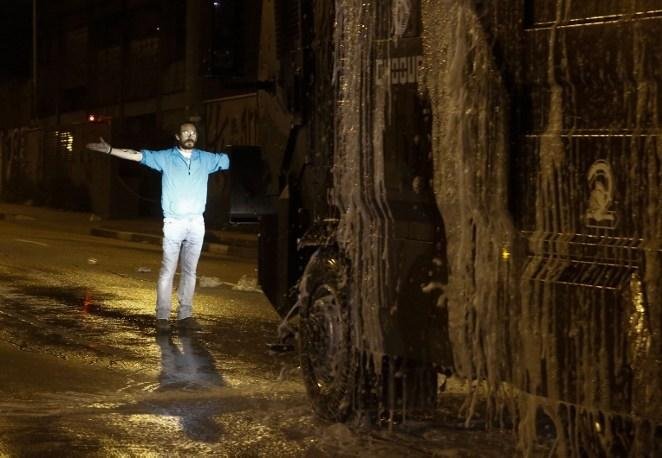Manifestantes come&ccedil;avam a dispersar quando confus&atilde;o iniciou em a&ccedil;&atilde;o da pol&iacute;cia