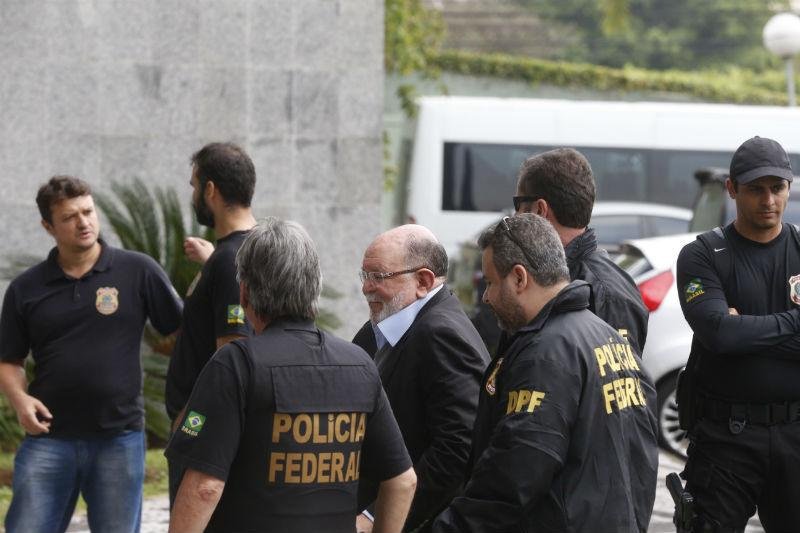L&eacute;o Pinheiro e mais cinco prestam depoimento &agrave; PF
