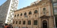 Biblioteca Pública do Estado fica na rua Riachuelo, em Porto Alegre