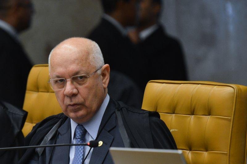 Teori diz que recursos de Lula s&atilde;o tentativa de "embara&ccedil;ar" investiga&ccedil;&otilde;es 