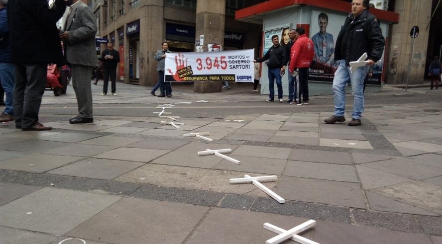 Protesto da Seguran&ccedil;a P&uacute;blica cobra pol&iacute;tica s&eacute;ria do governo Sartori 