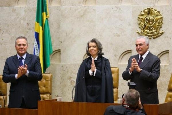 Com mandato de dois anos, a ministra sucede a Ricardo Lewandowski