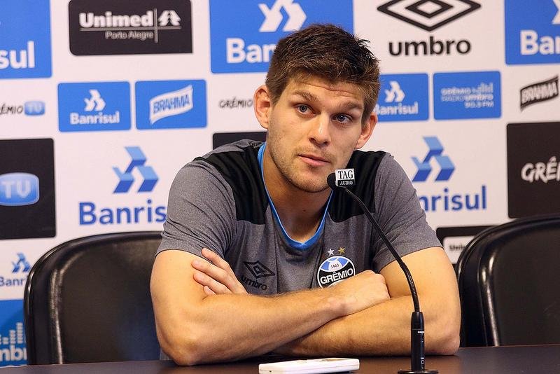 Kannemann deu boa resposta contra o Palmeiras