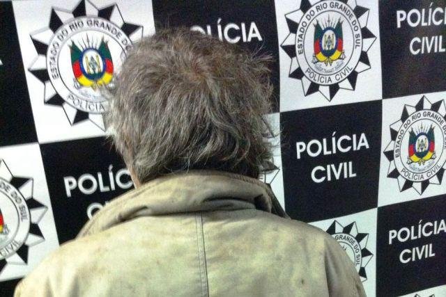 Homem, de 55 anos, foi preso no bairro Cristal, em Porto Alegre, por abusar da filha de oito anos