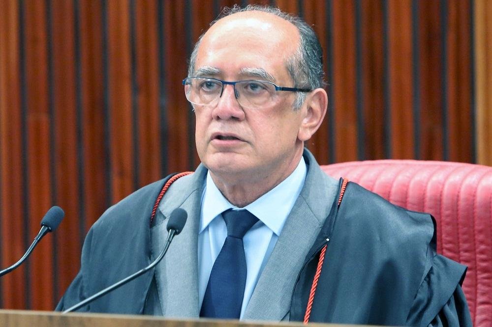Juristas apresentam pedido de impeachment de Gilmar Mendes