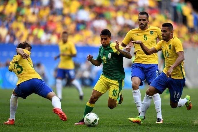 Fifa quer reavaliar futebol na Olimp&iacute;ada: "N&atilde;o tem ningu&eacute;m feliz"