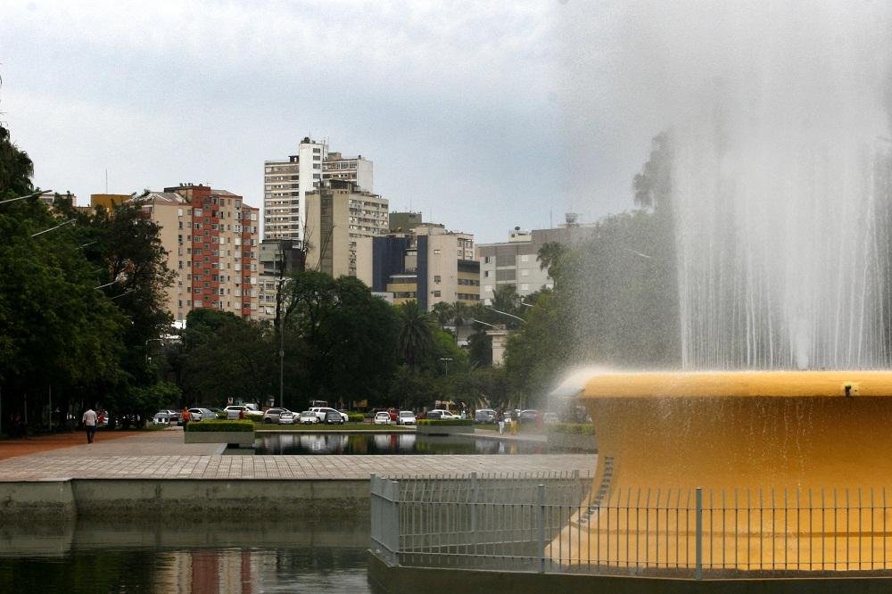 Estado ter&aacute; muitas nuvens nesta ter&ccedil;a