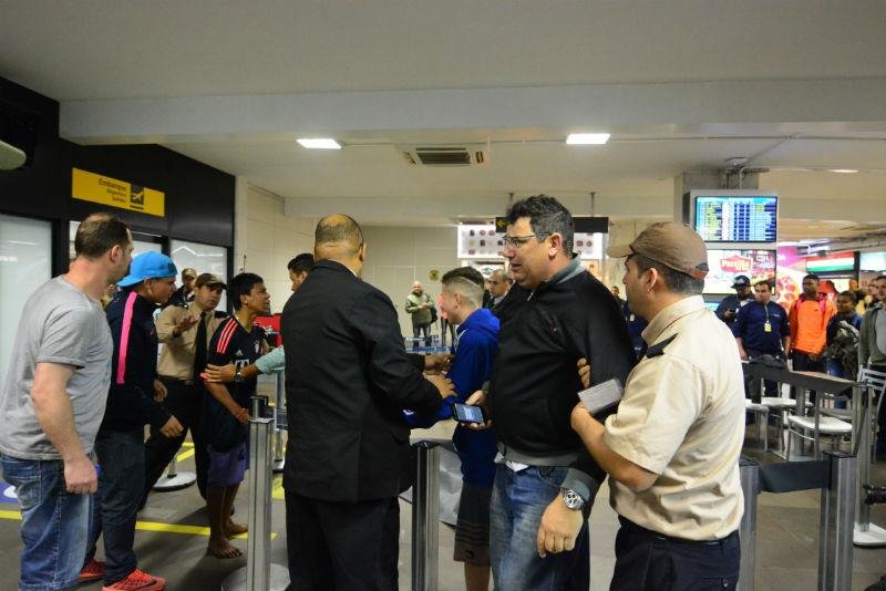 Jovem morto no Salgado Filho seria alvo errado de execu&ccedil;&atilde;o, diz delegado 