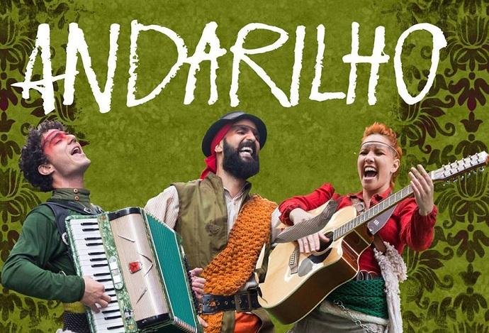 Philipe Philippsen, Gustavo Dienstmann e Valqu&iacute;ria Cardoso encenam a pe&ccedil;a