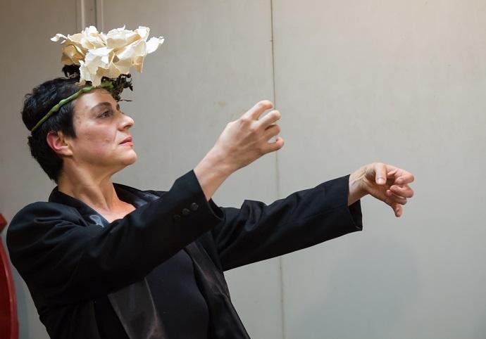 Ana passou tr&ecirc;s temporadas no Jap&atilde;o estudando a t&eacute;cnica da dan&ccedil;a 