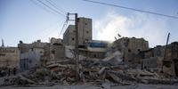 Bombardeios deixam mais de 30 mortos na Síria