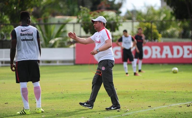 Inter luta contra crise em desafio contra Atl&eacute;tico-MG 