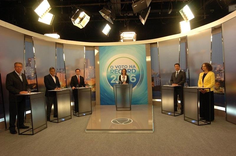 Debate ter&aacute; cerca de 1h45min com os postulantes a governar a Capital
