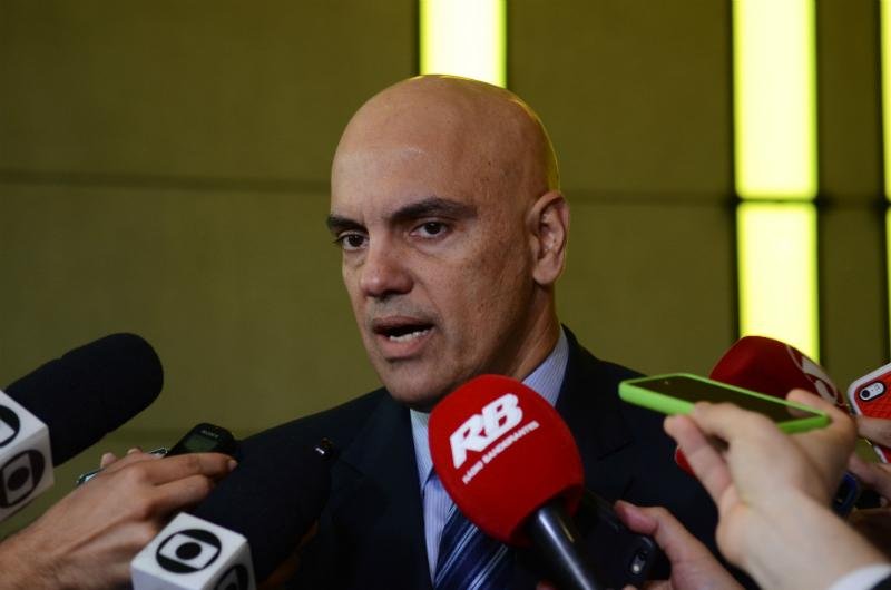 Alexandre de Moraes teria antecipado a informa&ccedil;&atilde;o da realiza&ccedil;&atilde;o de uma nova fase da Lava Jato