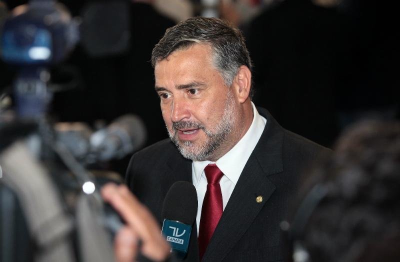 Deputado Paulo Pimenta (PT/RS) foi um dos parlamentares que protocolou documento na CCJ requerindo a presen&ccedil;a de Moraes para esclarecimentos