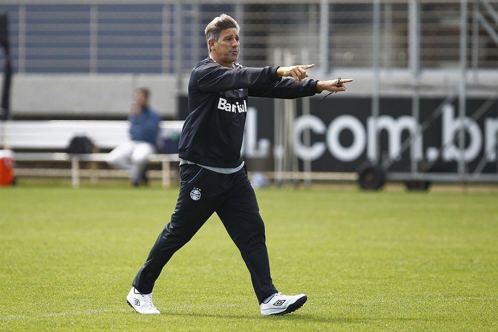 Renato n&atilde;o deve promover novidades na equipe para jogo desta noite