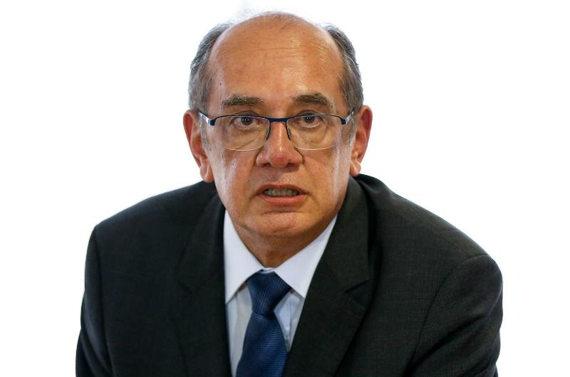 "Trope&ccedil;o foi fatiar vota&ccedil;&atilde;o do impeachment", diz Gilmar em resposta a Lewandowski