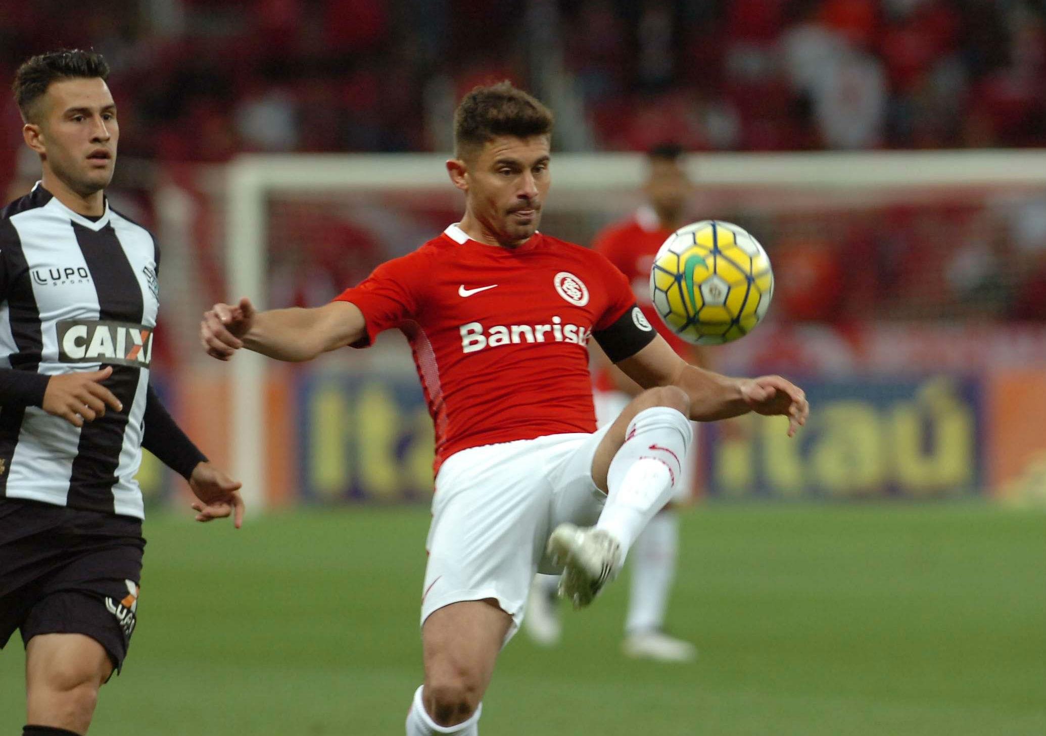 Alex pediu concentra&ccedil;&atilde;o e foco na partida contra o Coritiba