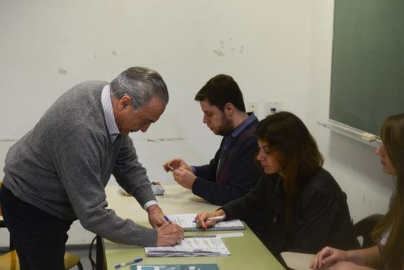 Presidente Michel Temer vota em S&atilde;o Paulo
