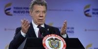 Presidente da Colômbia, Juan Manuel Santos, vai-se reunir com seu antecessor e ferrenho opositor Álvaro Uribe