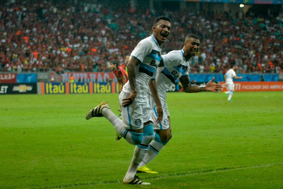 Tricolor mostrou futebol consistente e ficou a um ponto do G6 no Brasileir&atilde;o