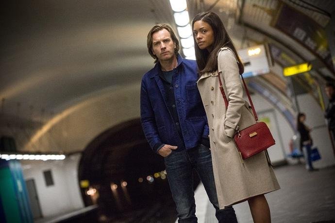 Ewan McGregor e Naomie Harris contracenam em "Nosso Fiel Traidor"