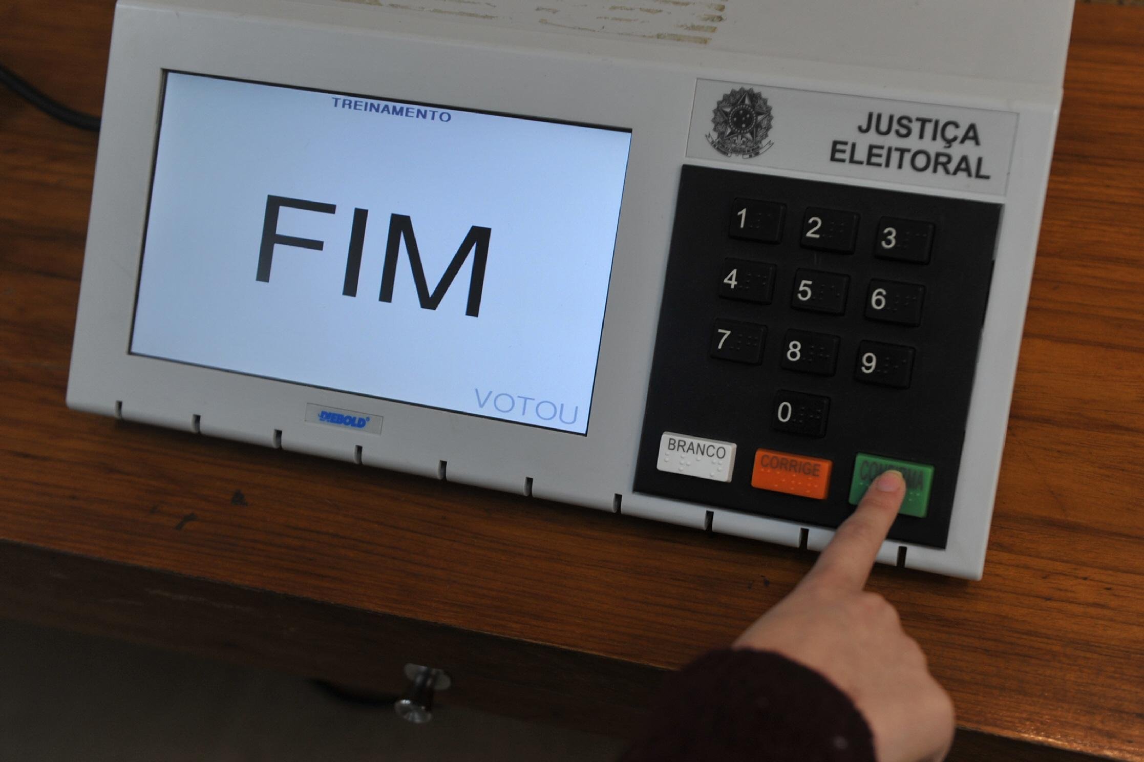 Candidaturas de prefeitos com maioria de votos foram indeferidas pelo TRE-RS, mas recorreram