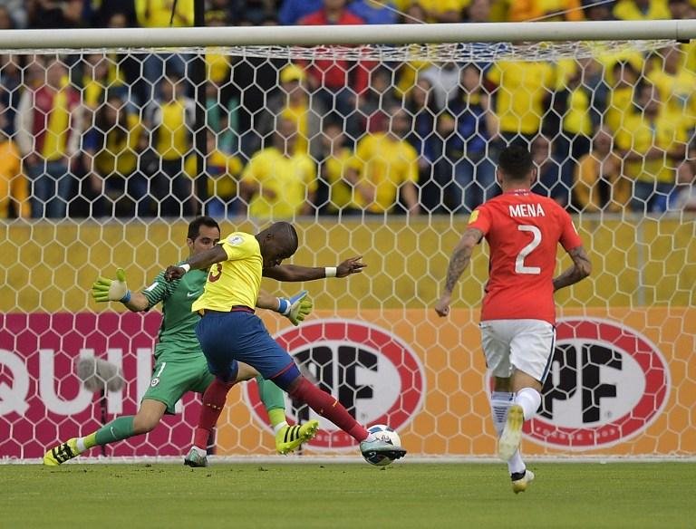 Equador aplicou goleada de 3 a 0 no Chile 