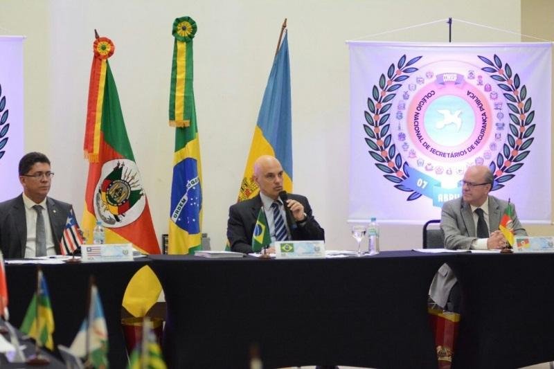 Encontro projetou seis aspectos mais urgentes para enfrentar crime e viol&ecirc;ncia no pa&iacute;s