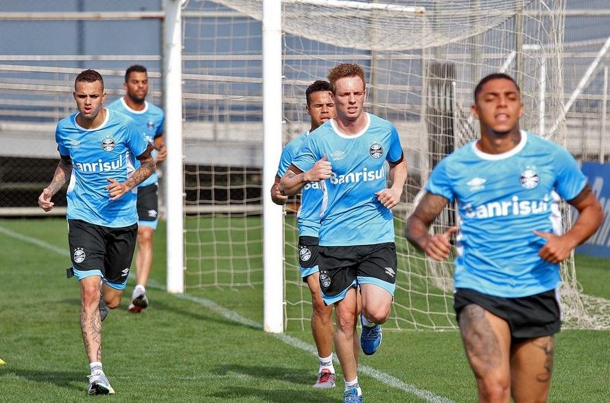 Gr&ecirc;mio pode ter cinco refor&ccedil;os para jogo contra Atl&eacute;tico-PR 