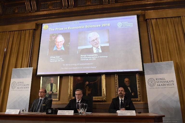 Nobel de Economia premia te&oacute;ricos do contrato