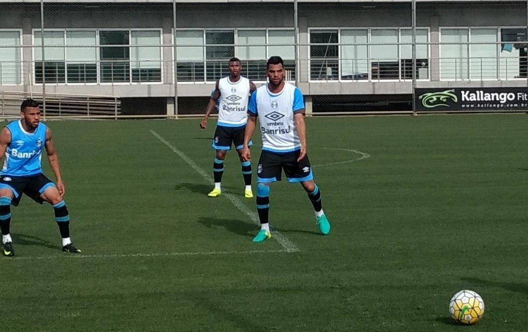Maicon foi a novidade no treino do Gr&ecirc;mio desta segunda