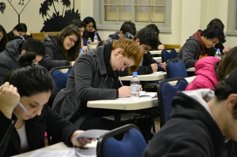 Governo publica portaria que institui programa de ensino integral