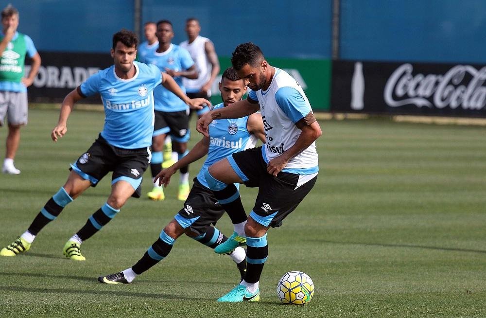 Maicon est&aacute; retornando ap&oacute;s passar um per&iacute;odo recuperando-se de les&atilde;o