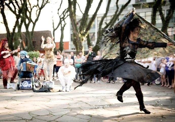 Iniciativa faz parte das comemora&ccedil;&otilde;es de 18 anos do Povo da Rua