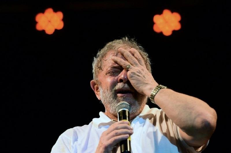 Receita suspende isen&ccedil;&atilde;o tribut&aacute;ria do Instituto Lula relativa a 2011