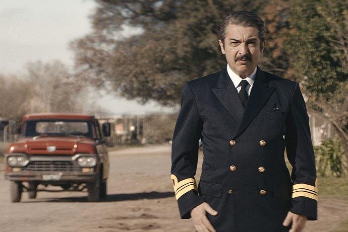 Dar&iacute;n interpreta o piloto Tom&aacute;s K&oacute;blic